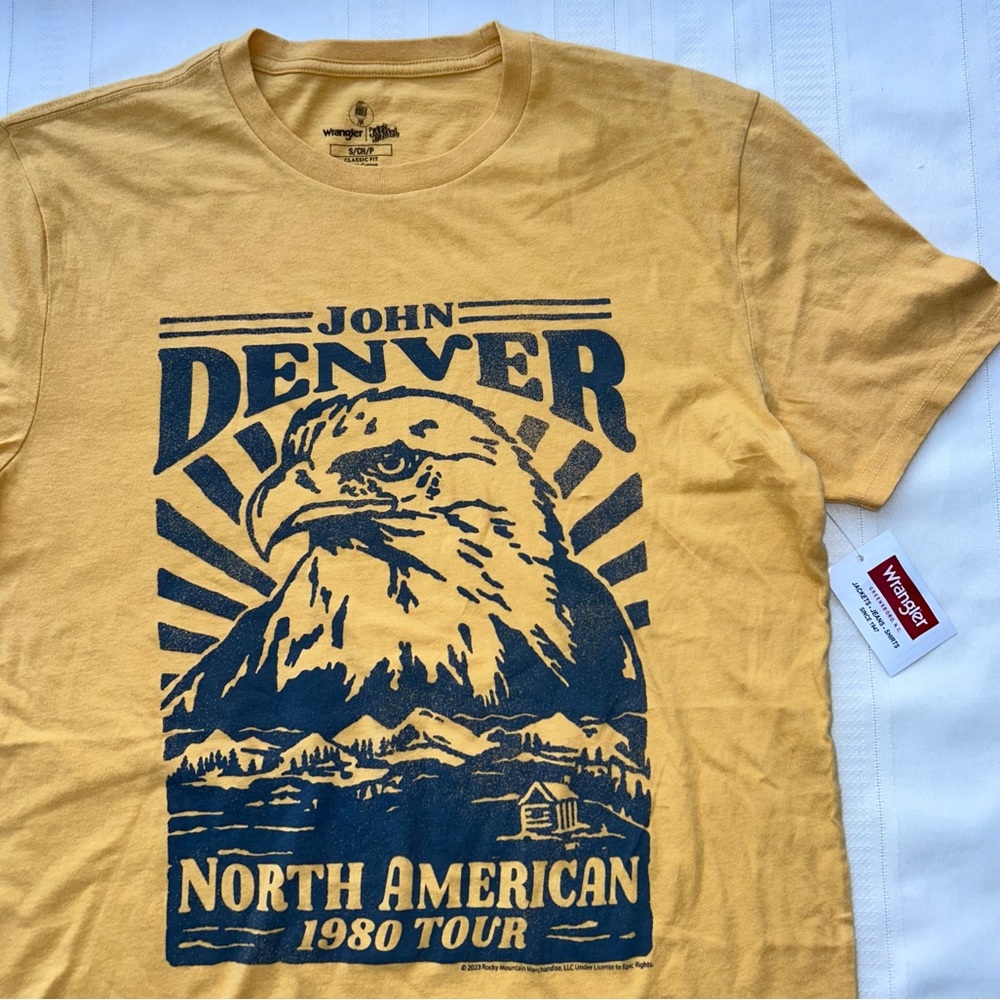 John Denver t-shirt tee new NWT Wrangler brand band concert size small yellow